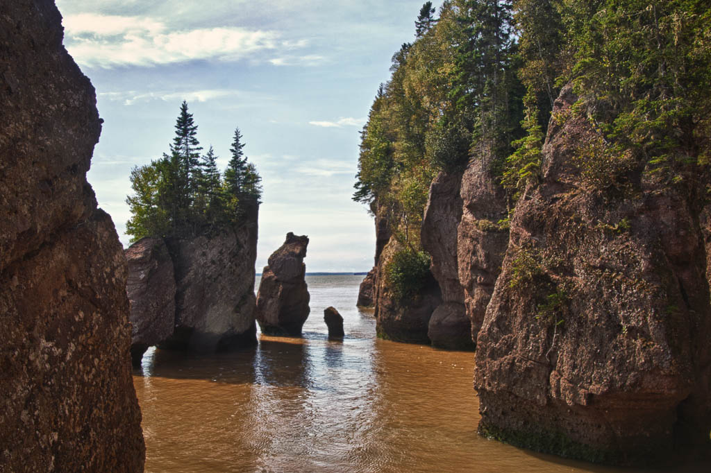 Caves and coastal features at low tide on the Bay of Fundy, near