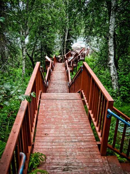 Soldotna-stairs to Kenai River fishing platform