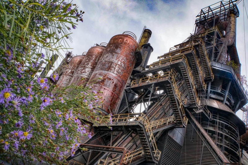 Steel-Stacks-flowers-and-power