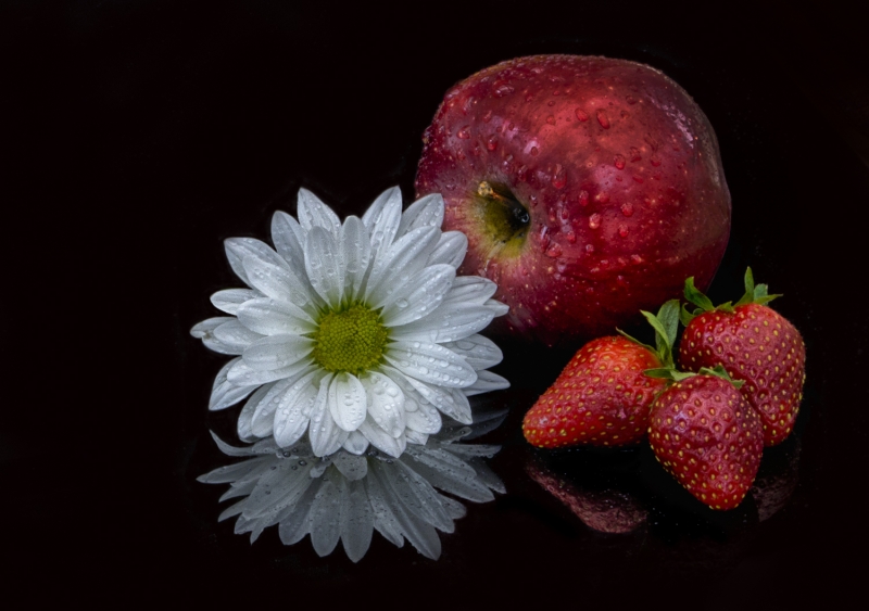 apple and flower-4766_HDR-633