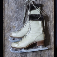 skates-328